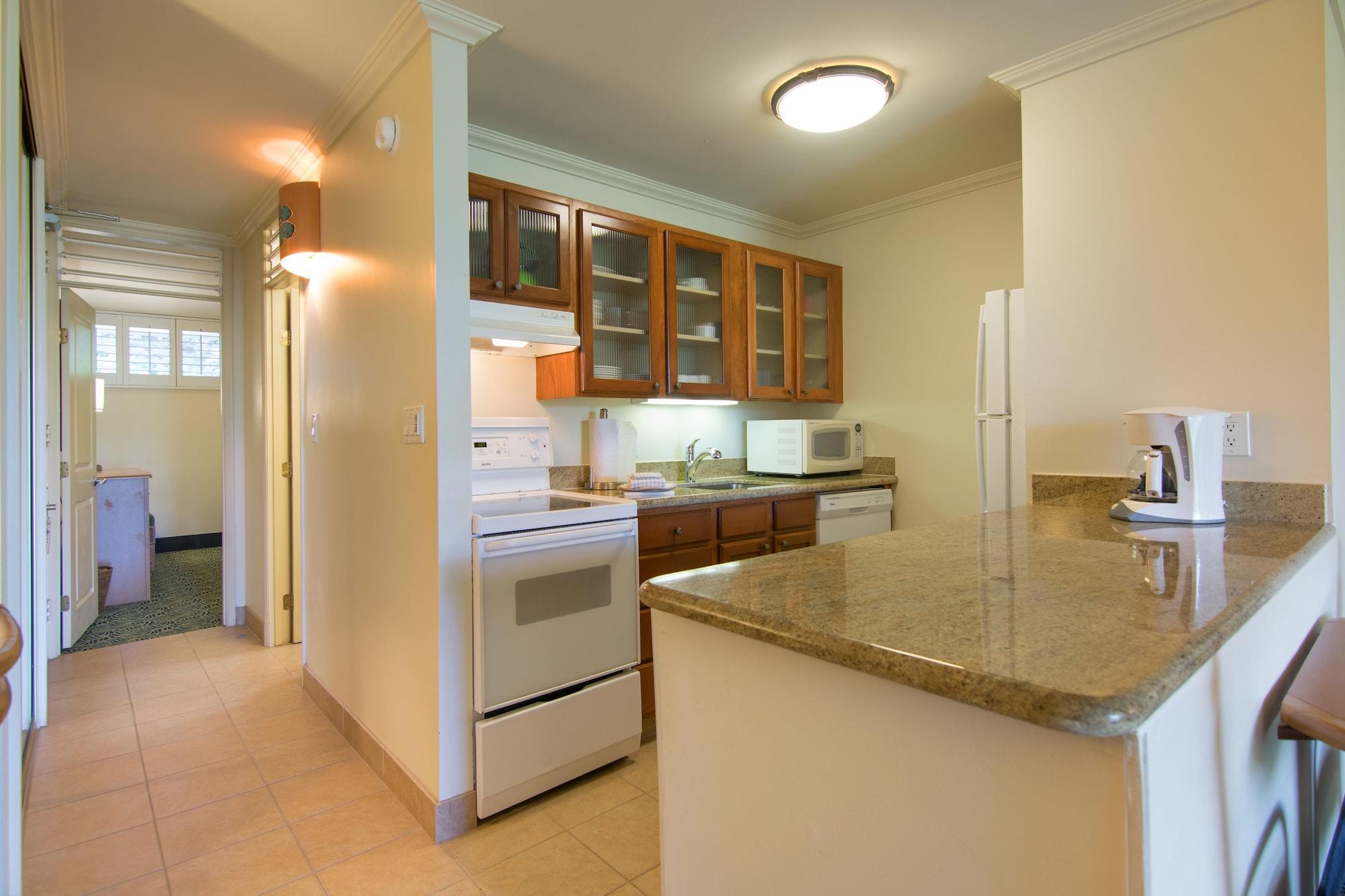 Napili Shores Maui By Outrigger - No Resort & Housekeeping Fees Лахайна Экстерьер фото